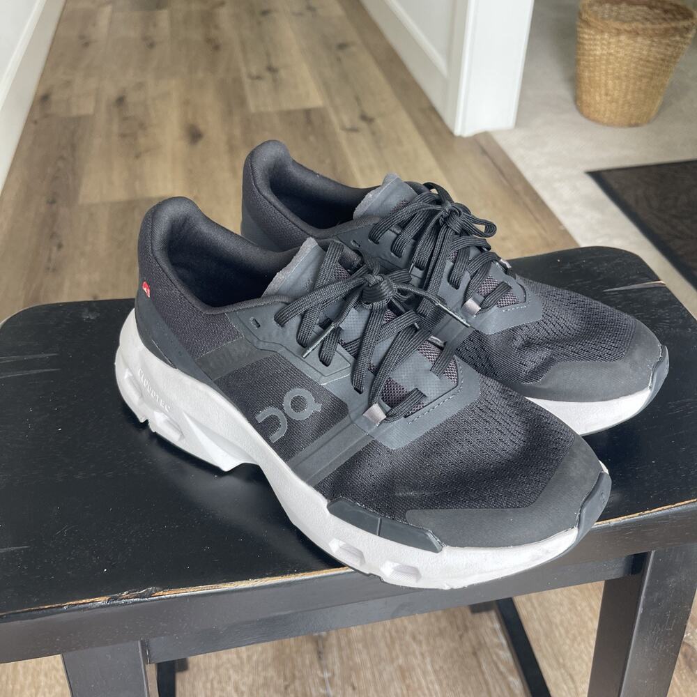 On Cloud Women Size 8 M Black Running Shoes Cloud Pulse Sneakers Black/White